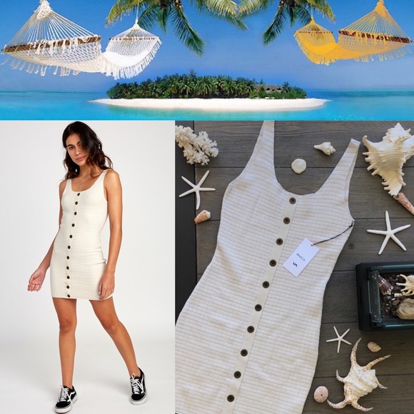 RVCA Dresses & Skirts - 🌴🌼RVCA- DELAILA DRESS🌼🌴
